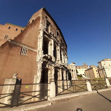 Foro Luxury 3* Rome
