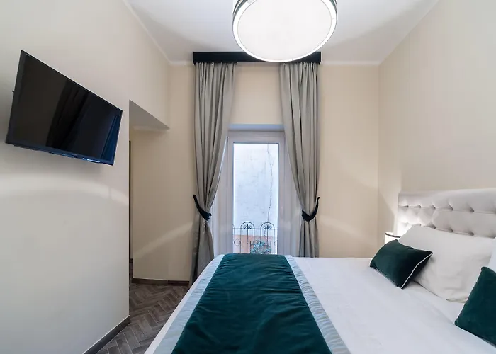 Foro Luxury Affittacamere 4*