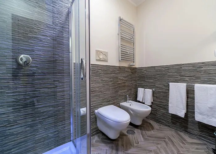 Foro Luxury Affittacamere 4*