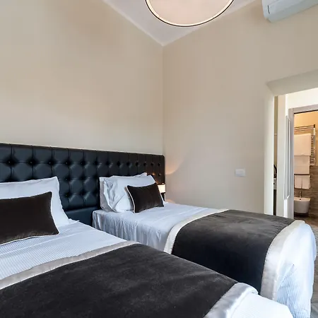 Foro Luxury 4* Roma